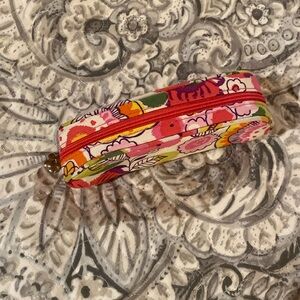 Vera Bradley glasses case. Soft slim glasses case.